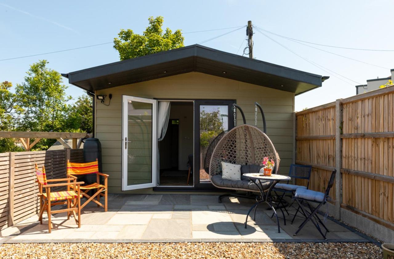 Pear Tree Cabin Whitstable Buitenkant foto