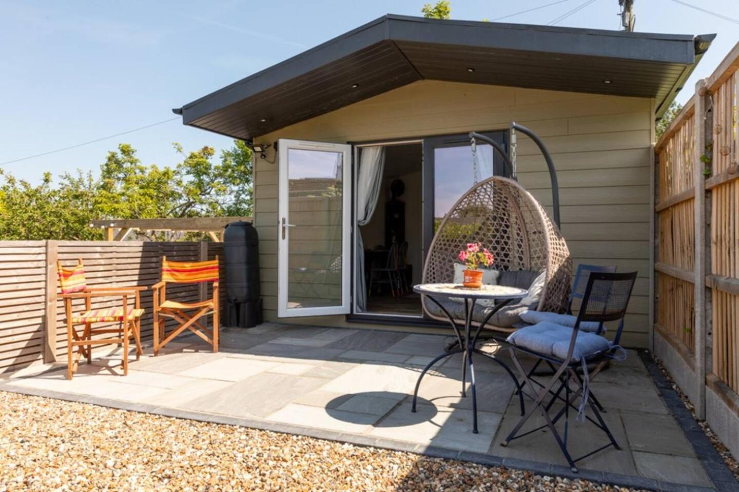 Pear Tree Cabin Whitstable Buitenkant foto